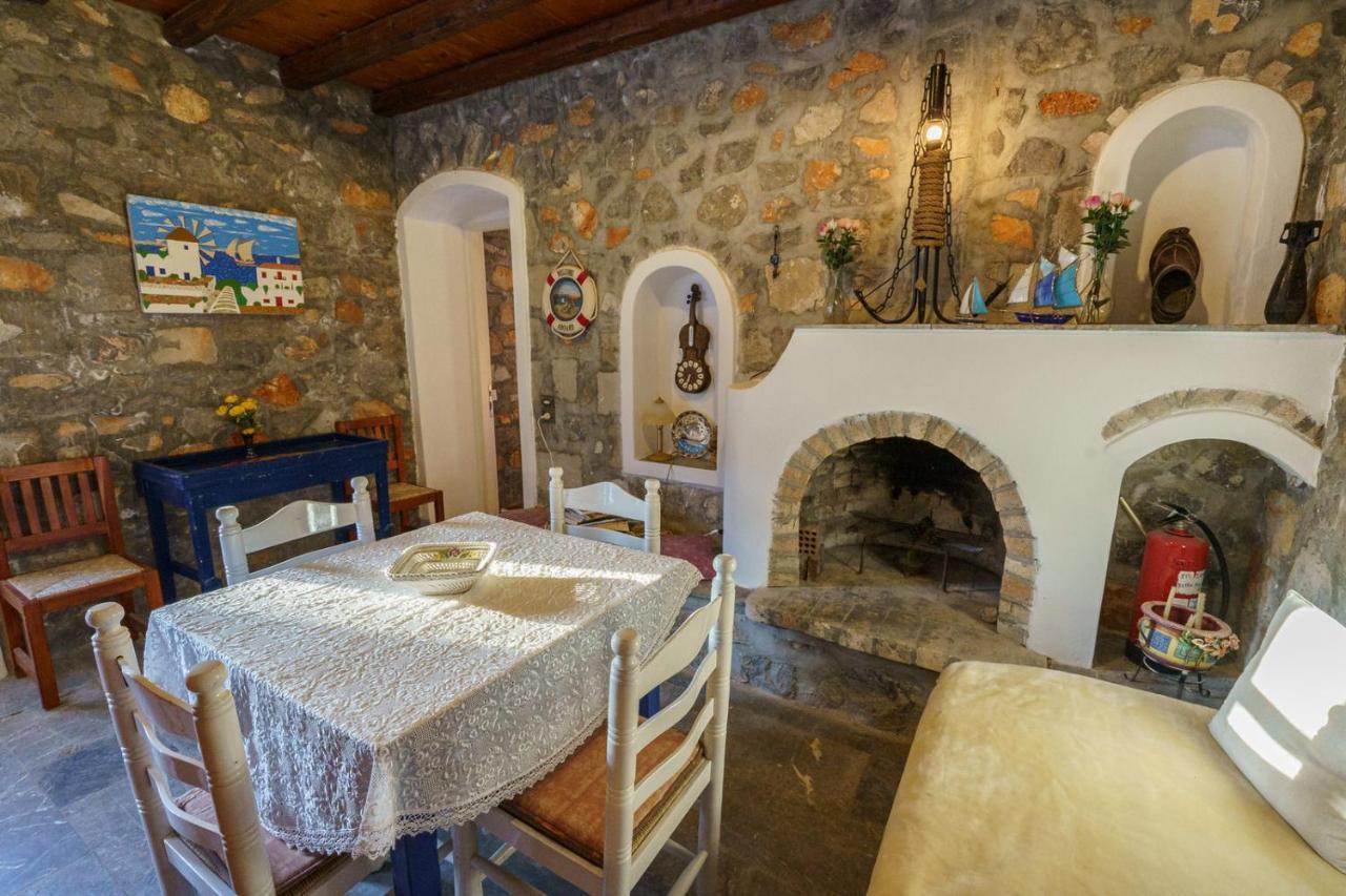 Villa Mandraki Хидра Екстериор снимка