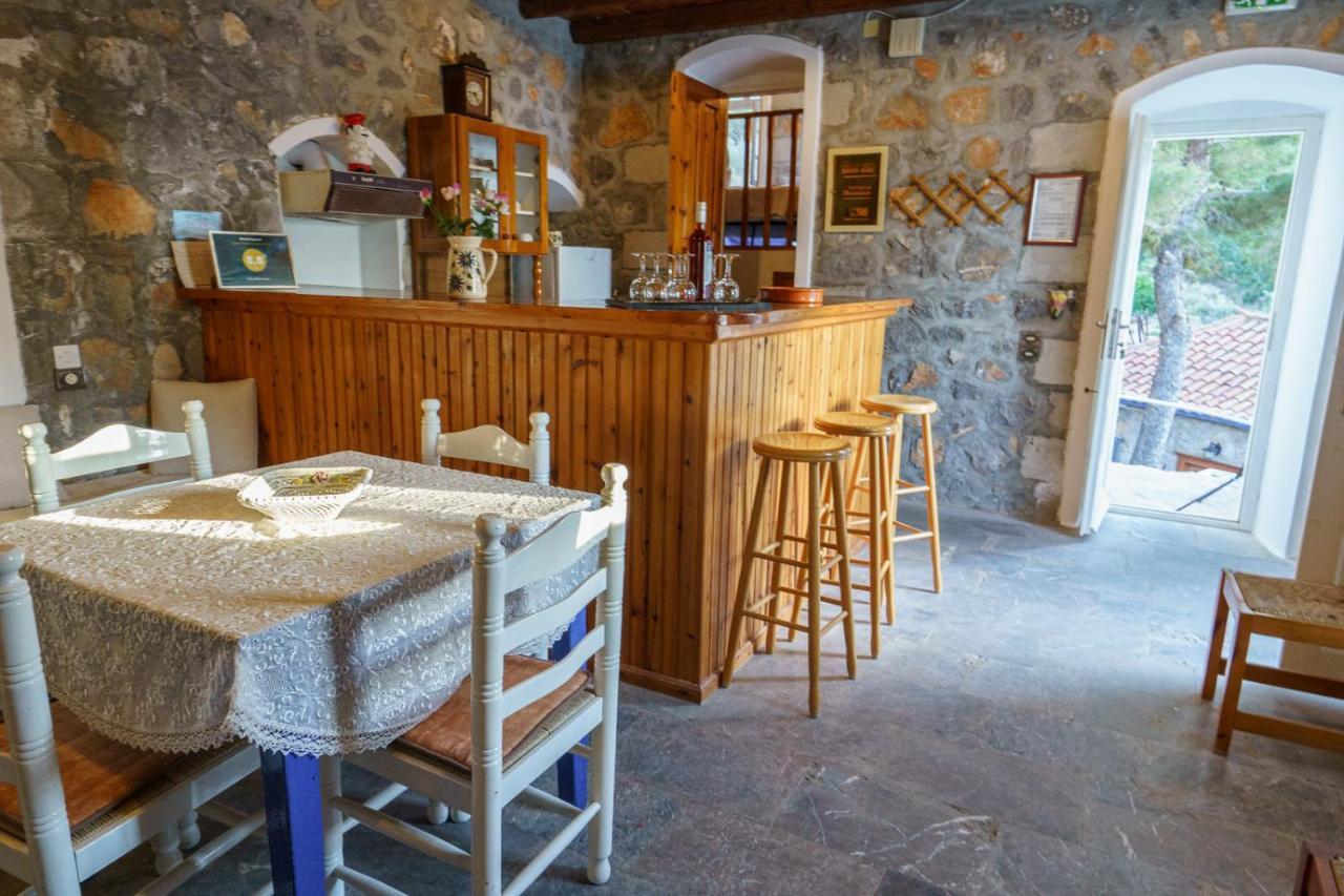 Villa Mandraki Хидра Екстериор снимка