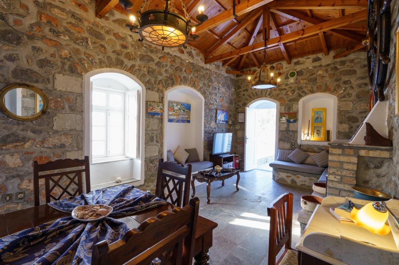 Villa Mandraki Хидра Екстериор снимка