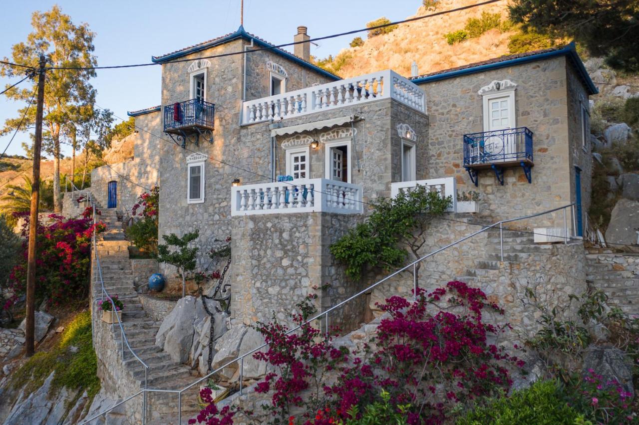 Villa Mandraki Хидра Екстериор снимка