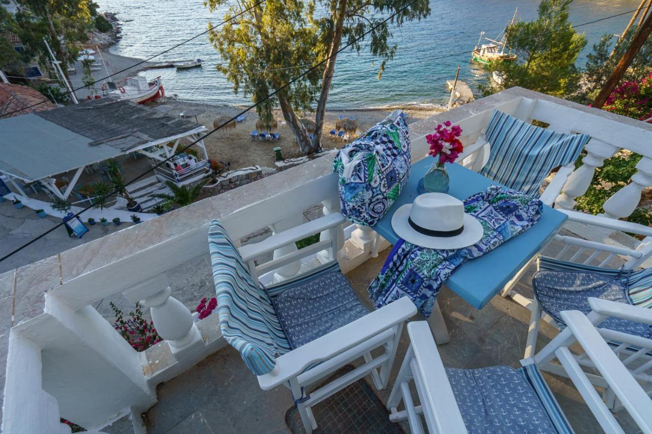 Villa Mandraki Хидра Екстериор снимка