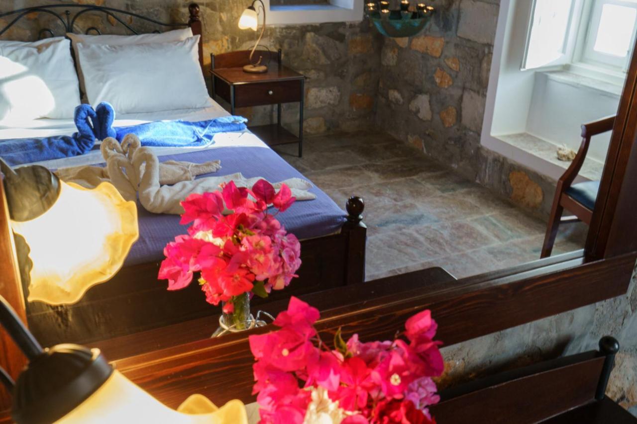 Villa Mandraki Хидра Екстериор снимка