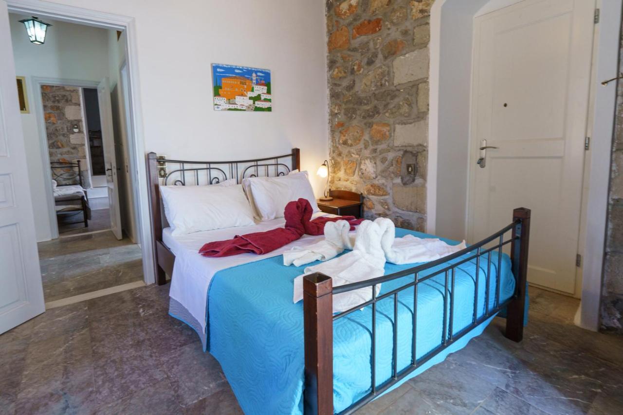 Villa Mandraki Хидра Екстериор снимка