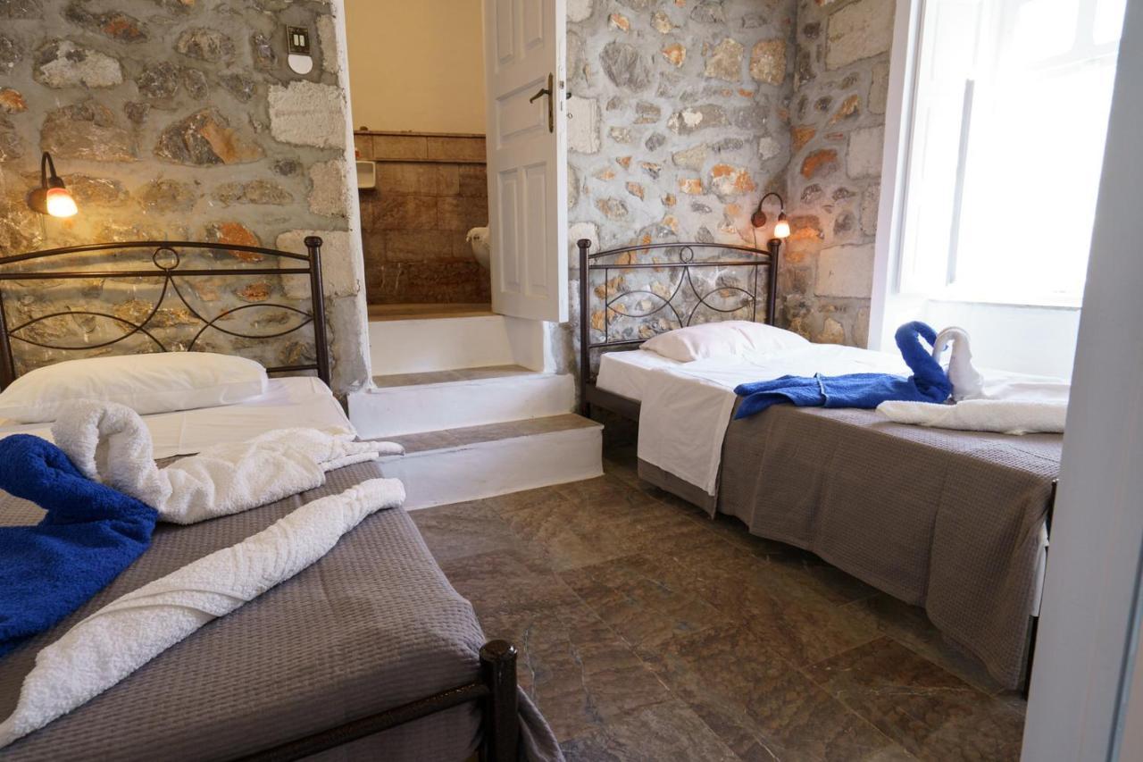 Villa Mandraki Хидра Екстериор снимка