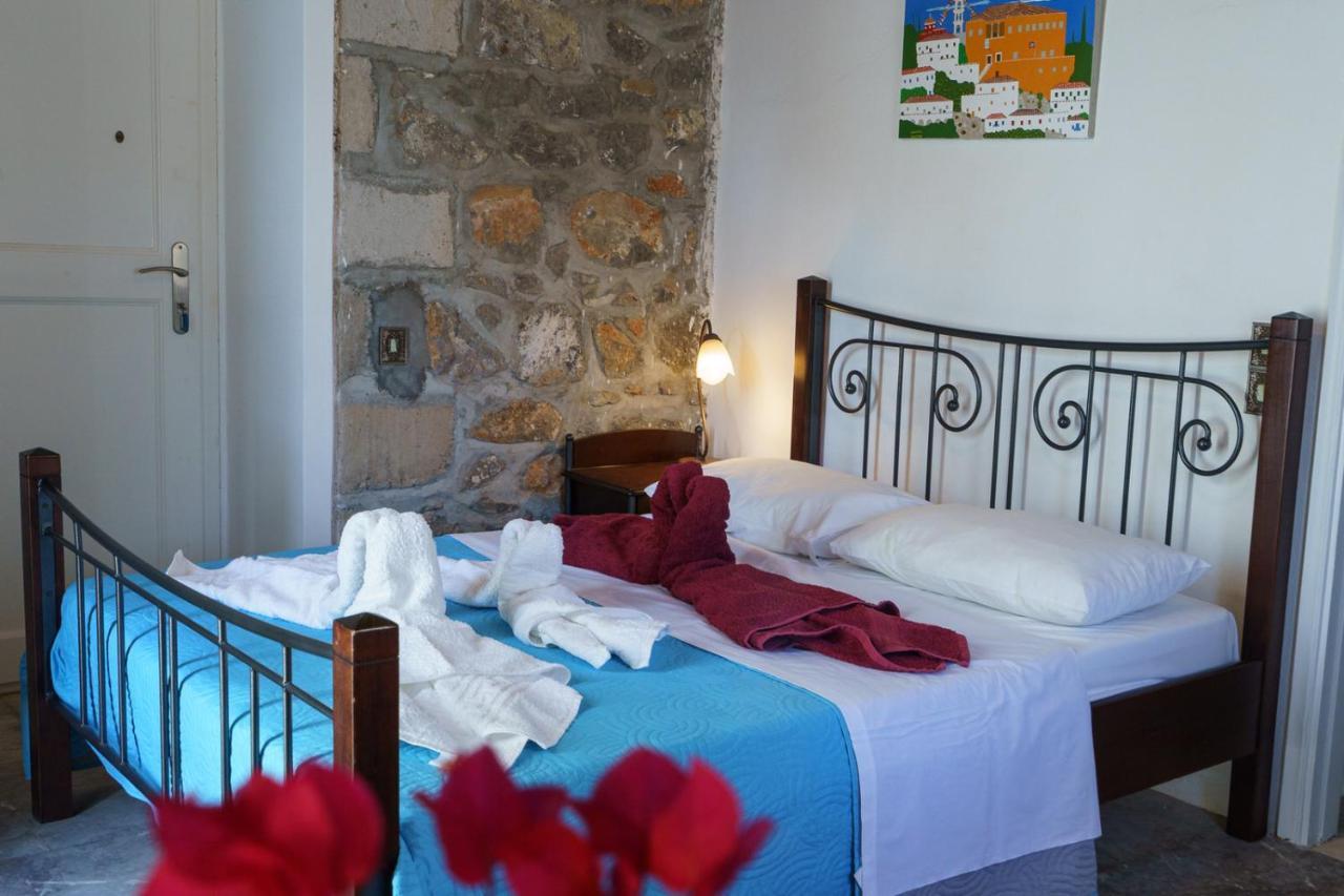 Villa Mandraki Хидра Екстериор снимка