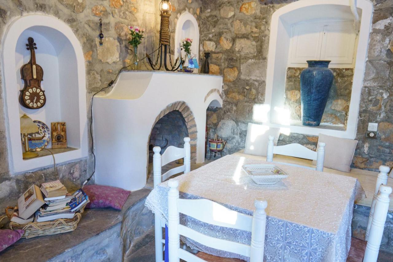 Villa Mandraki Хидра Екстериор снимка