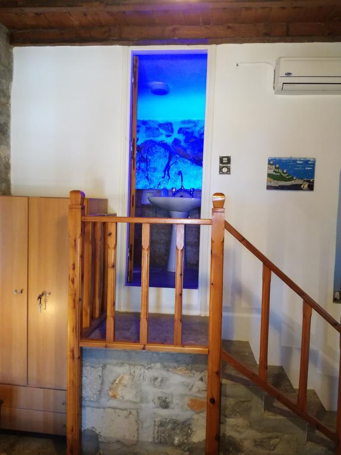 Villa Mandraki Хидра Екстериор снимка